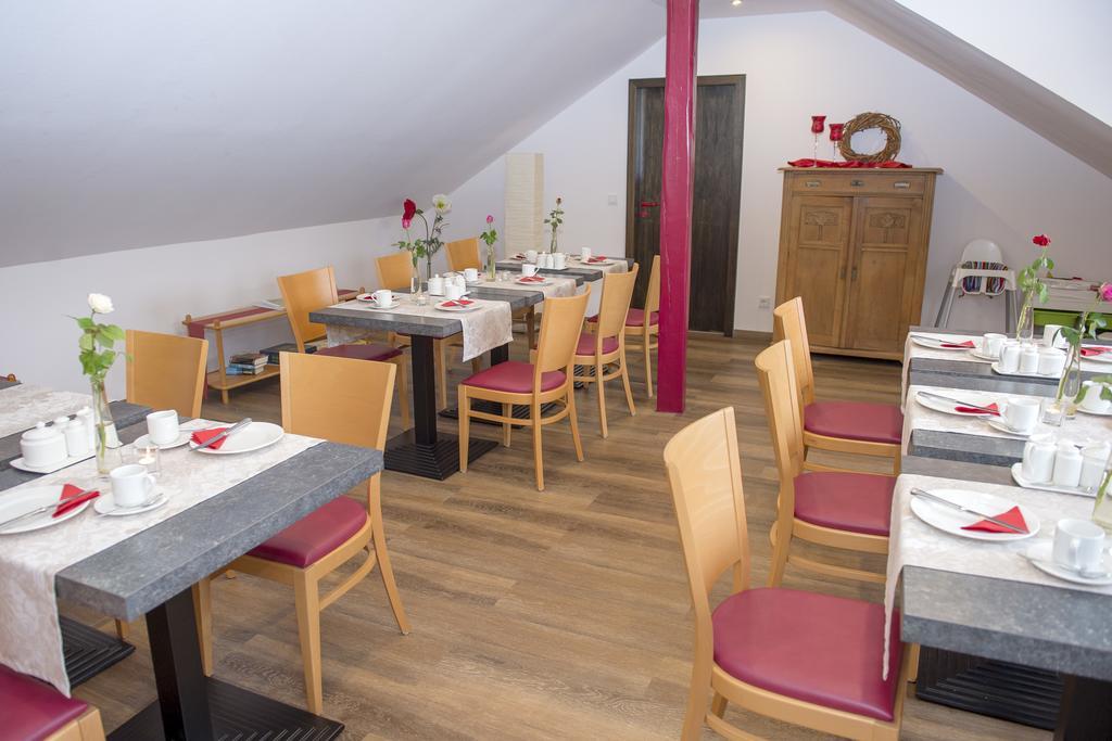 Hotel Wein & Wohngut Paulushof Pünderich Pokoj fotografie