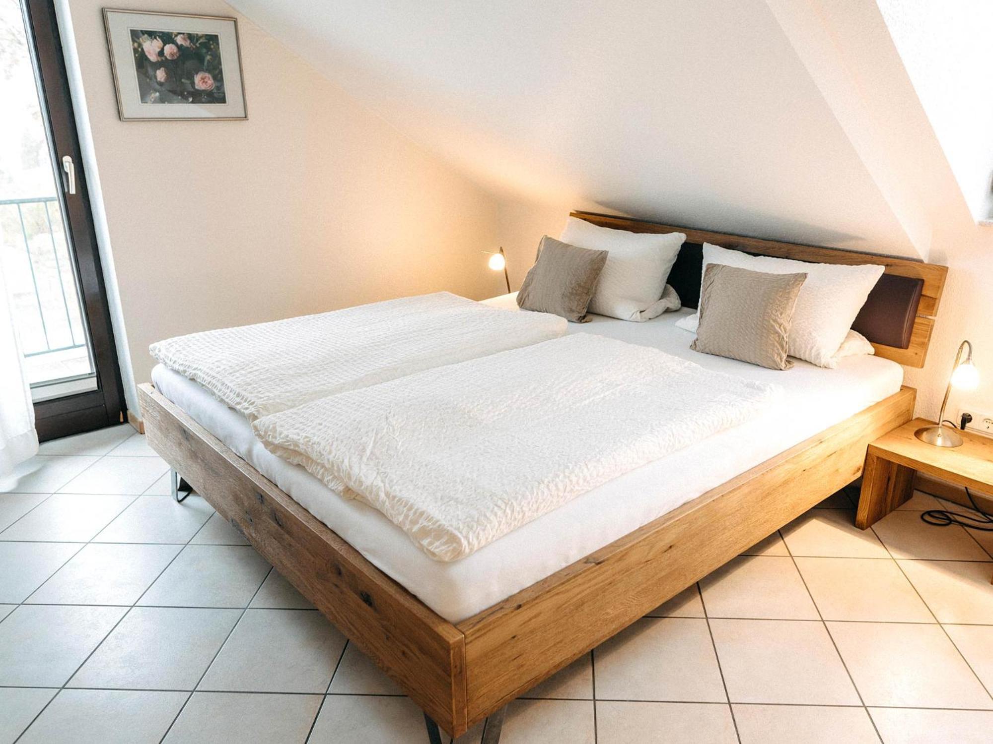 Hotel Wein & Wohngut Paulushof Pünderich Pokoj fotografie
